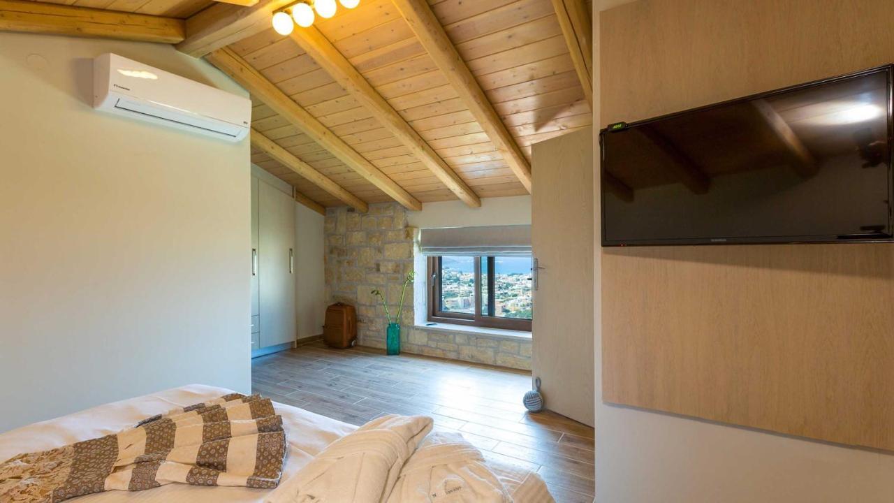 Villa Emilia I Luxury, Amazing Seaview, Next To The Town Kíssamos Zewnętrze zdjęcie